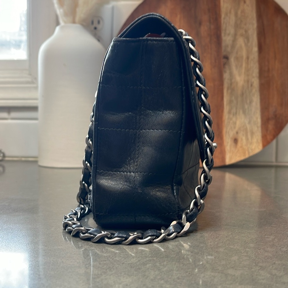 Chanel Chocolate Bar Lambskin Black Flap Bag - Picture 8 of 16